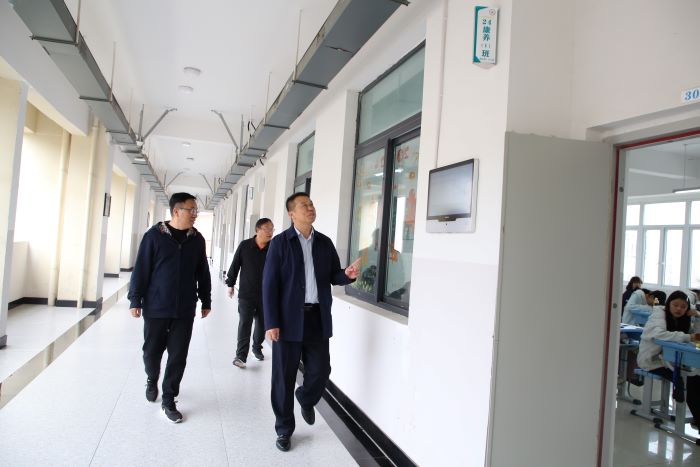 宿州应用技术学校严谨有序开展期中考试巡查工作01.JPG