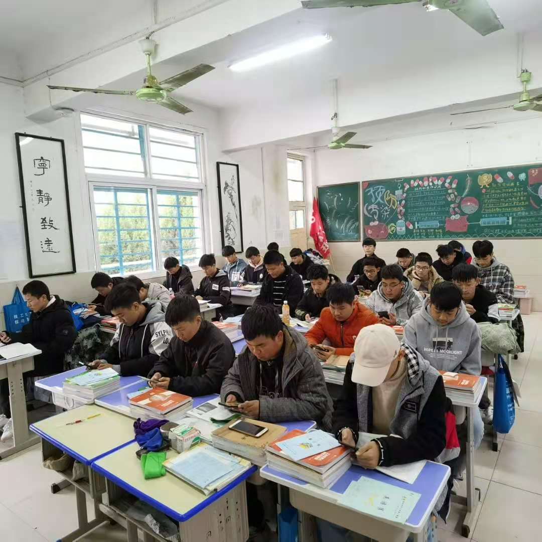 青年大学习02.jpg