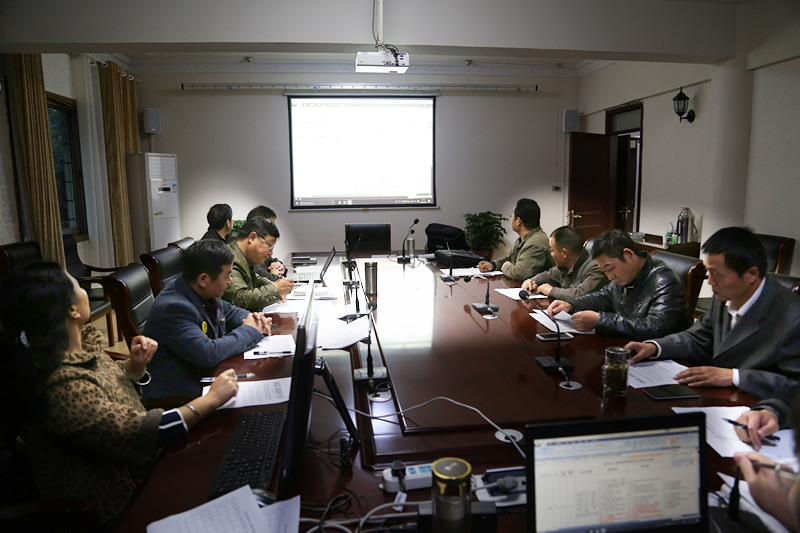 2016职称评定打分现场会议.JPG
