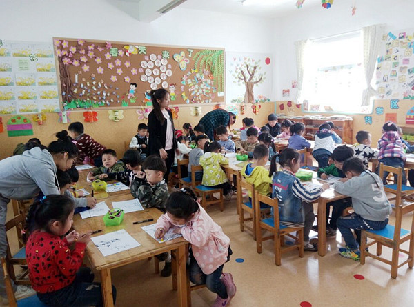 幼儿园实习.jpg