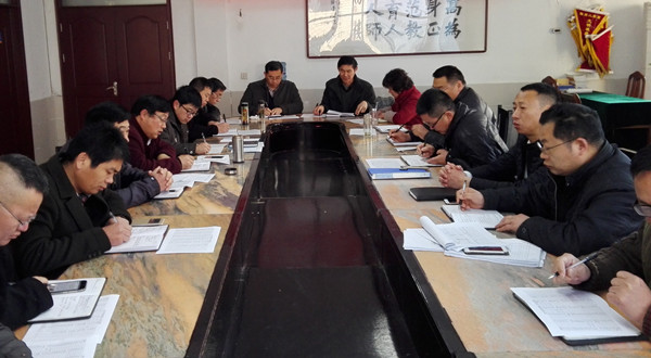 学校工学结合办公室梳理开展学生实习自查工作.jpg