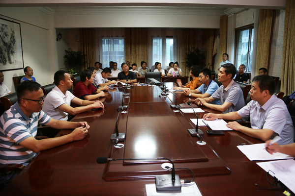 打通示范校建设“最后一公里”双网.JPG