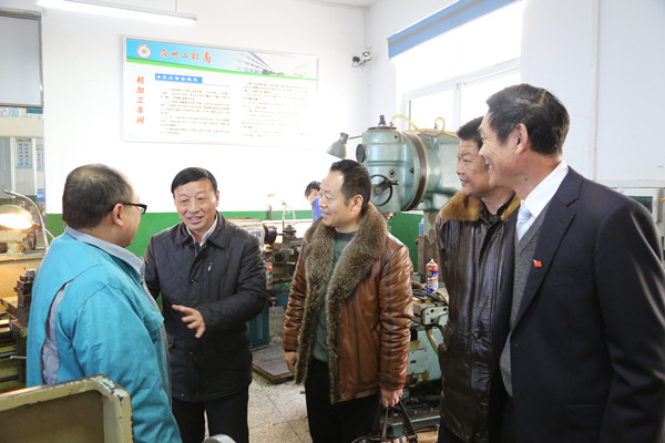 工匠引领  助力学校发展.jpg