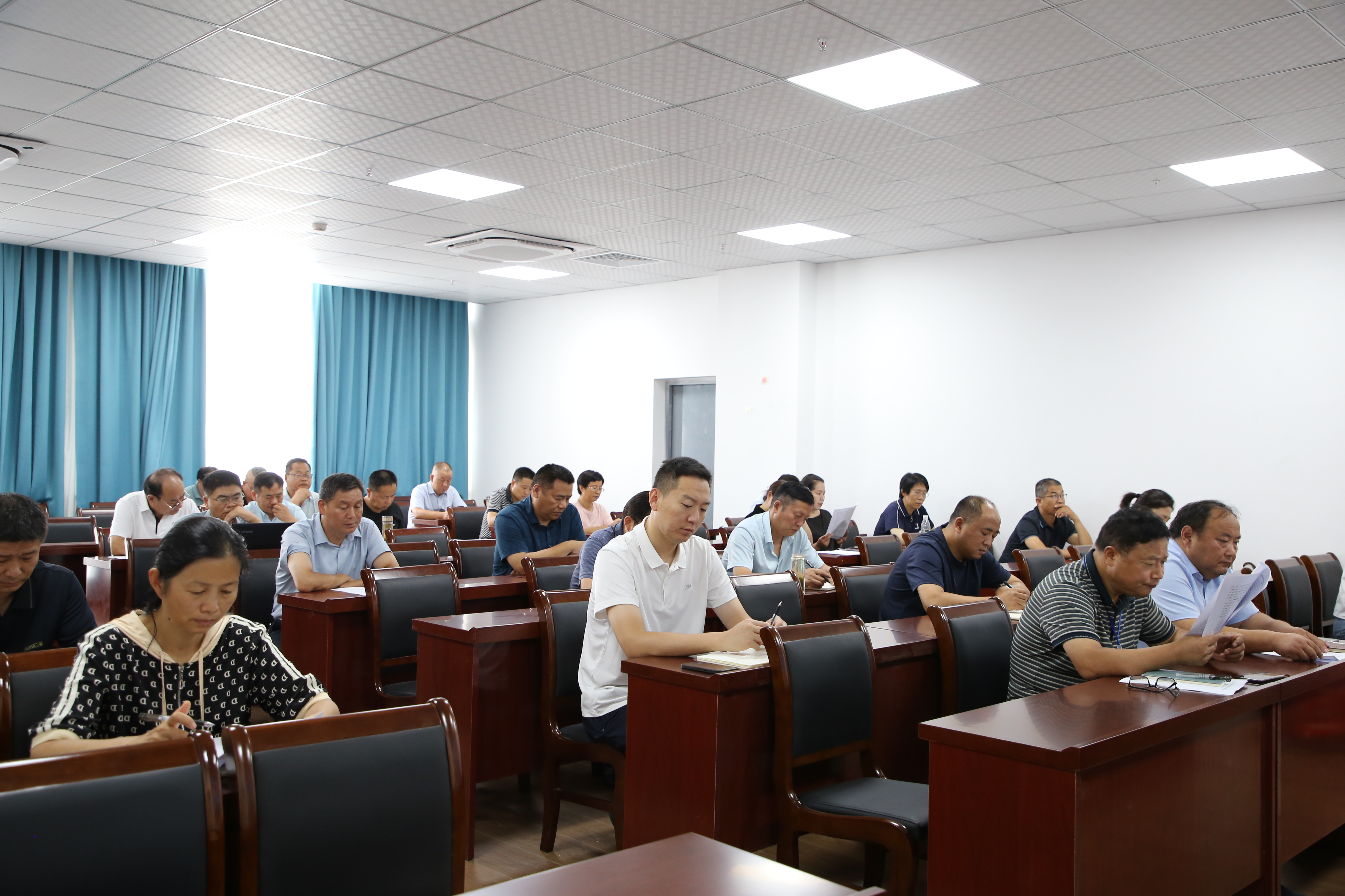 8.26新学期干部会议02.JPG