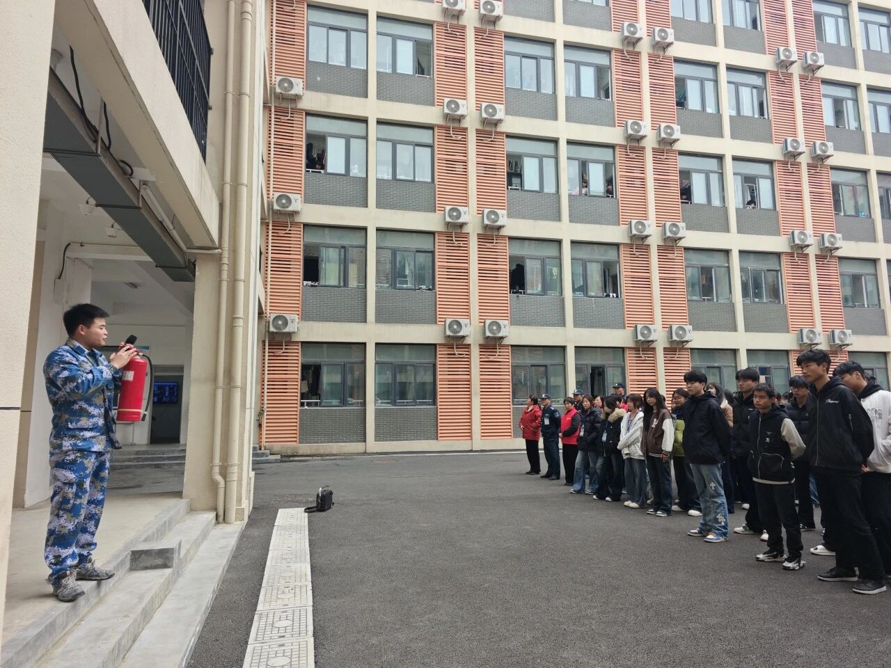 微信图片_2025-11-10_085210_504.jpg 微信图片_2025-11-10_085210_504.jpg