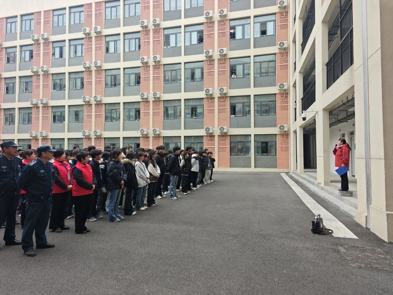 微信图片_2025-11-10_085222_911.jpg 微信图片_2025-11-10_085222_911.jpg