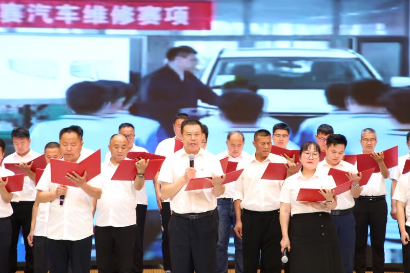汽车工程系.JPG