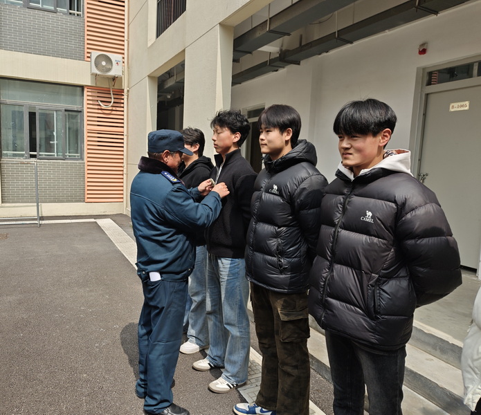 1eedd93c3ad187afd1cc7473e5c3e51e.jpg 1eedd93c3ad187afd1cc7473e5c3e51e.jpg